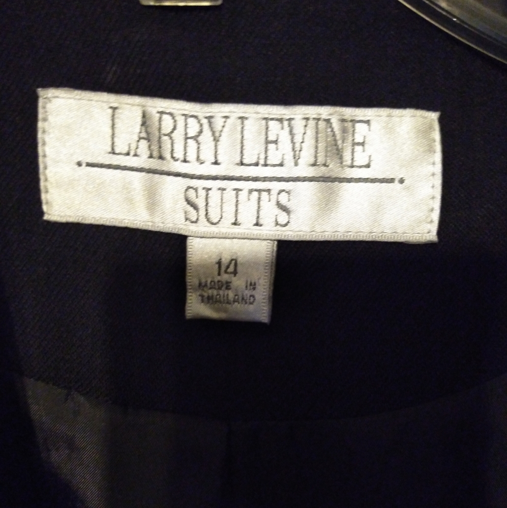 Larry Levine Pants Suit - Picture 10 of 12